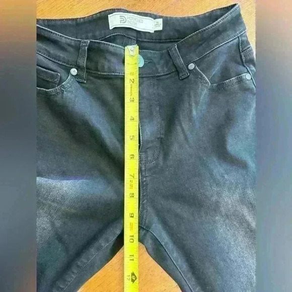 Women’s Peppered Denim black pants fringe ankle hem size 26 zip closure - Picture 13 of 15